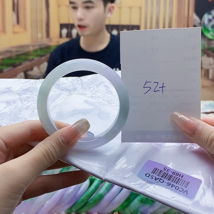 翡翠手镯未镶嵌Rrt