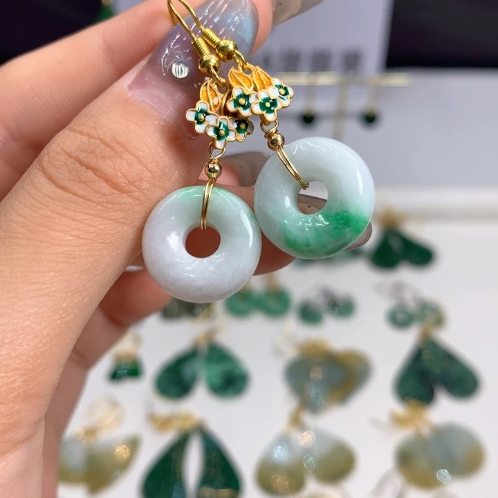 翡翠未镶嵌耳饰耳饰