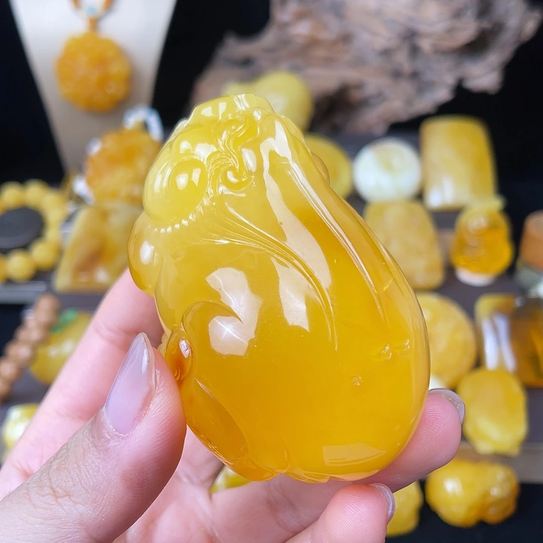 琥珀未镶嵌珠宝奇石