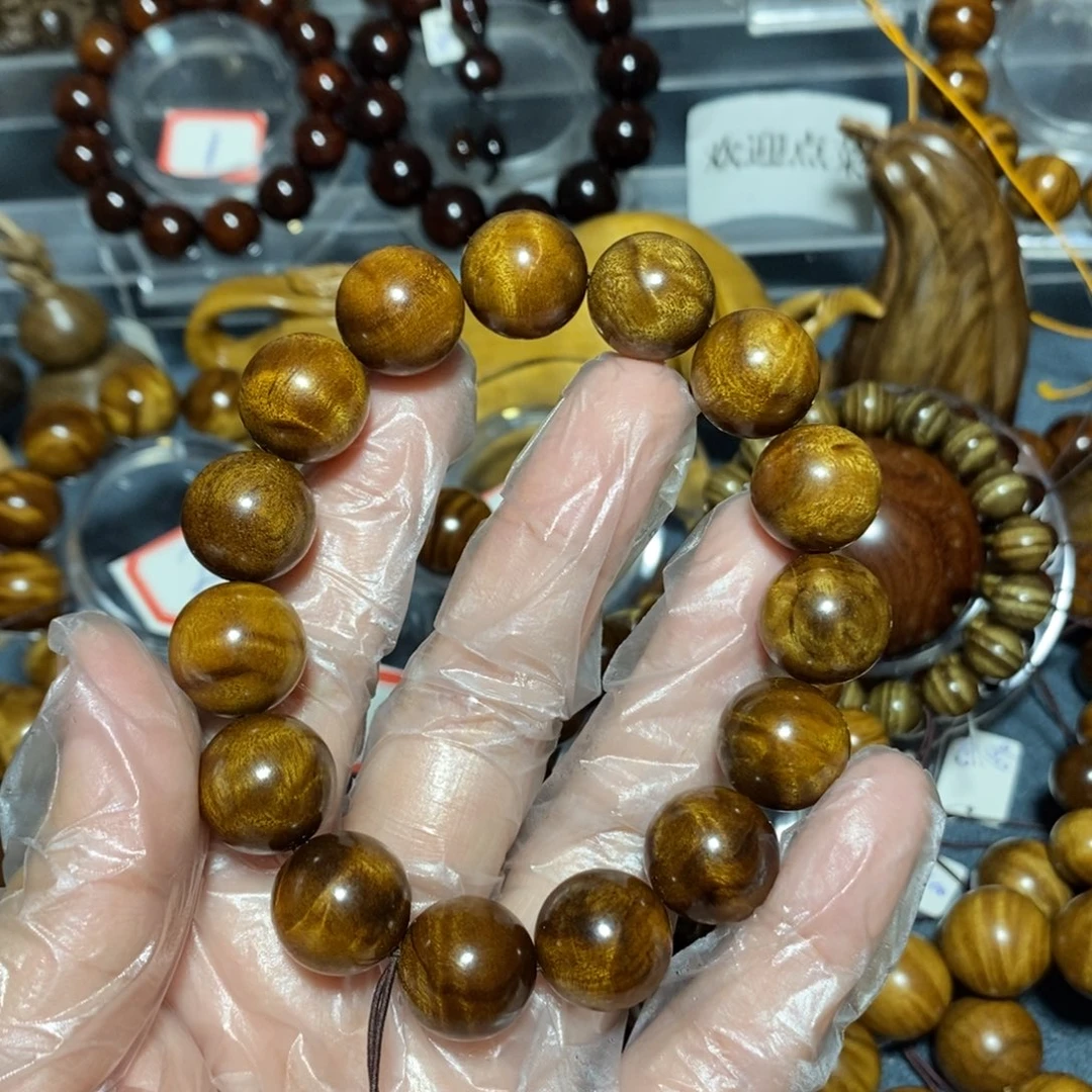 金丝楠木雕工艺品15