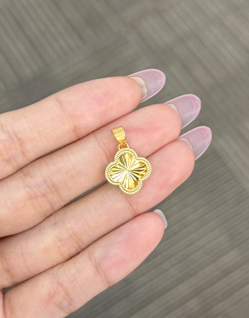 足金999  5g镭射四花双层吊坠