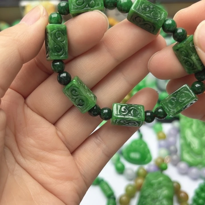 翡翠未镶嵌颈饰手串3