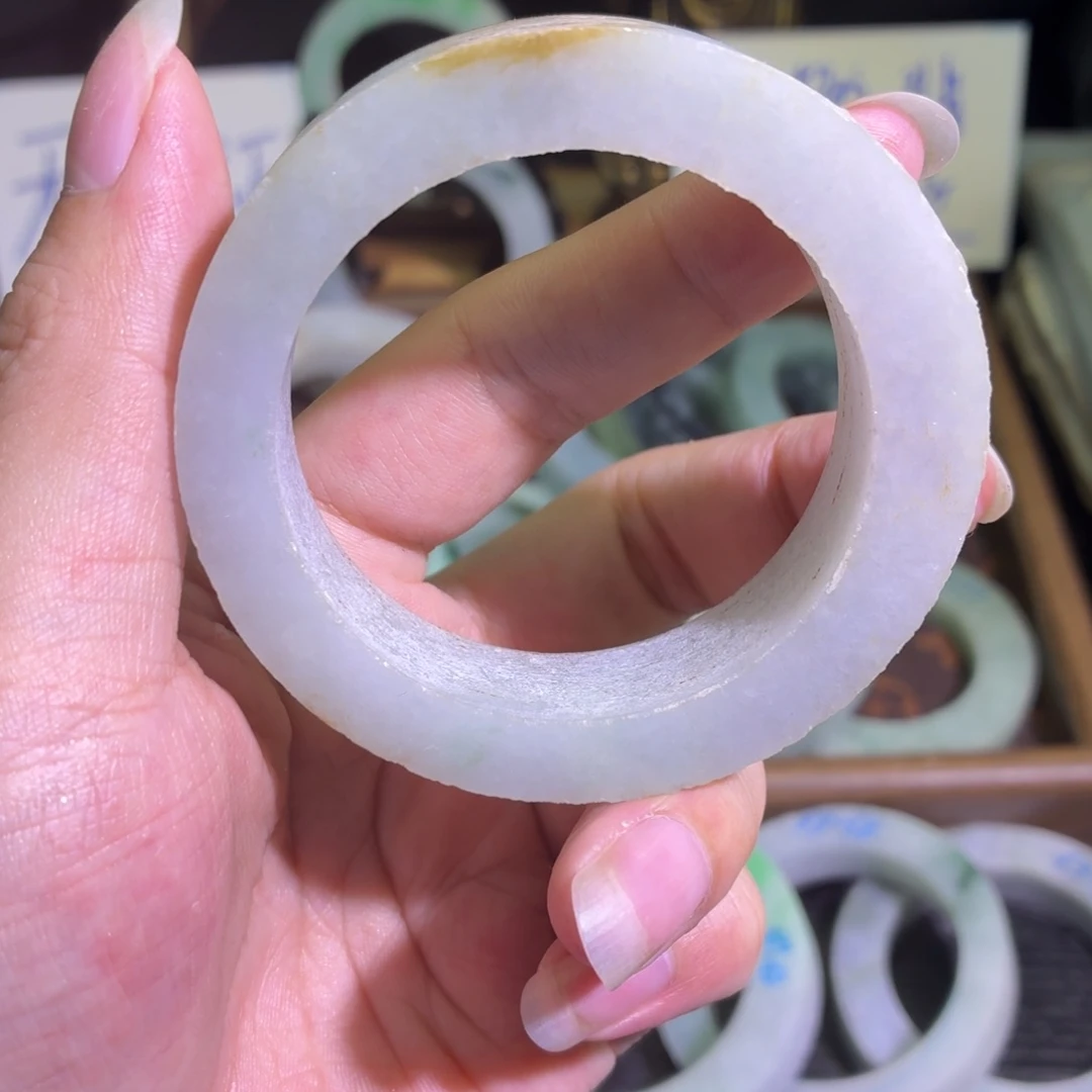 定制翡翠未镶嵌翡翠A货手镯毛胚定制