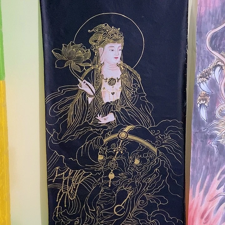 国画四尺描金观音一副
