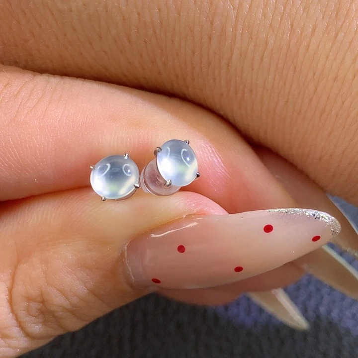 翡翠18K金镶嵌颈饰翡翠