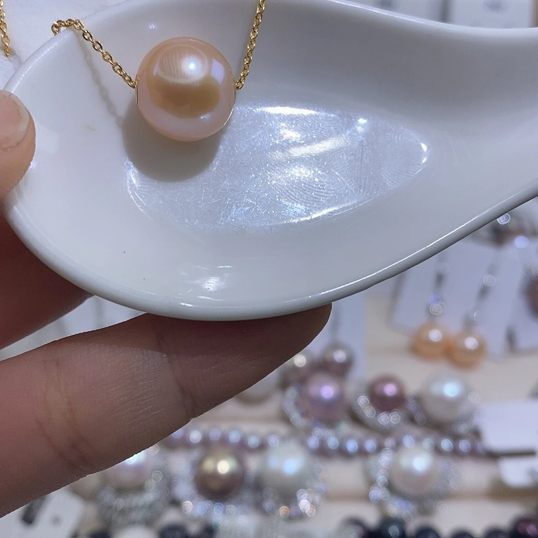 L***莉18K金镶嵌淡水珍珠吊坠(赠链)12.3mm