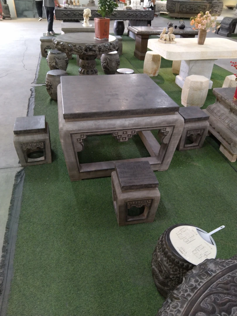 高端青石材质明式镂空石桌及配套凳子