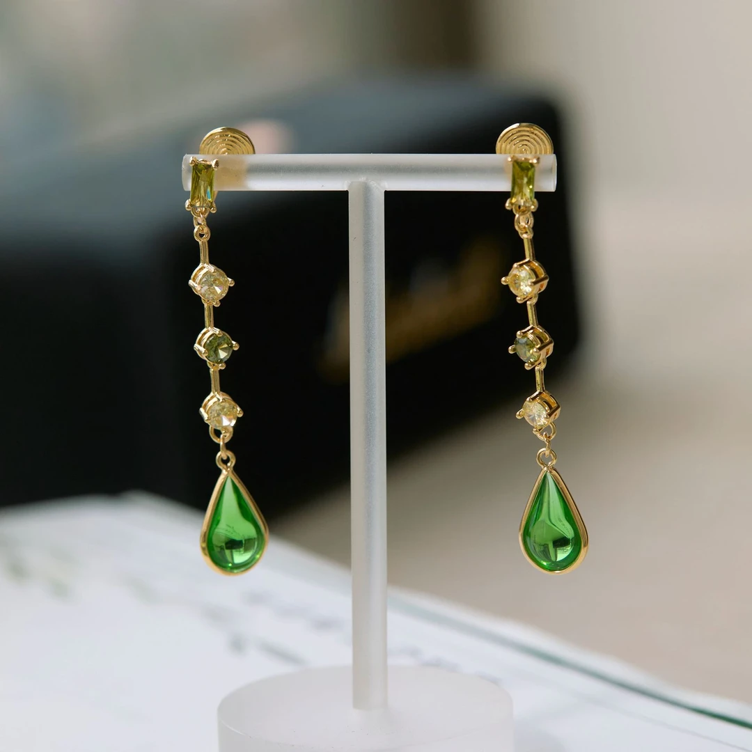 铜合金耳饰 【无耳洞耳夹】【雨过青山】新中式长款绿色水滴耳饰蚊香