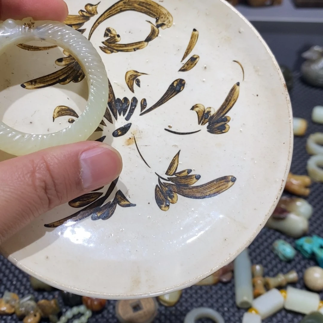 瓷片一**花白底印花事事如意