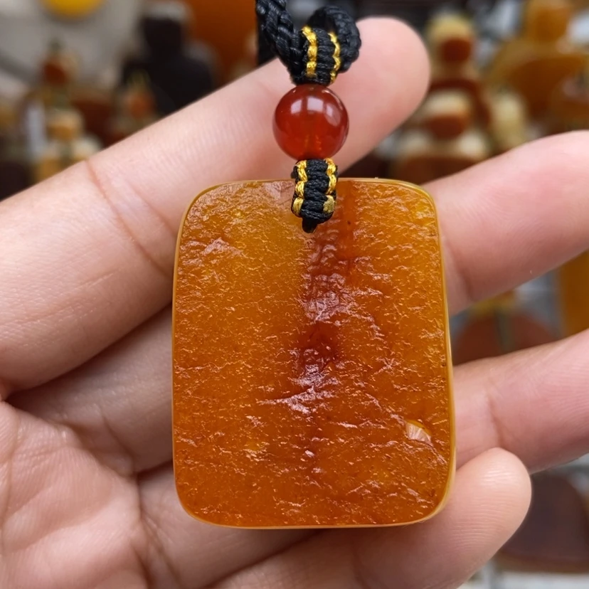 【闪购商品】琥珀颈饰未镶嵌