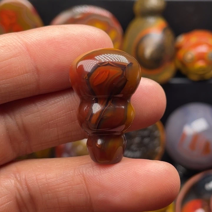 玛瑙/玉髓未镶嵌颈饰