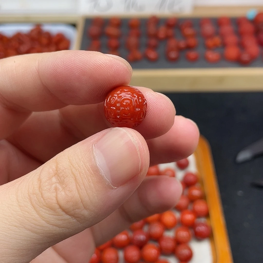 未镶嵌14号瓦西火焰红卡13回纹珠一颗南红玛瑙