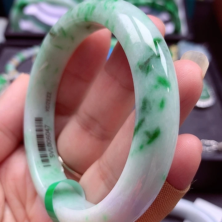 未镶嵌手镯翡翠翡翠手镯