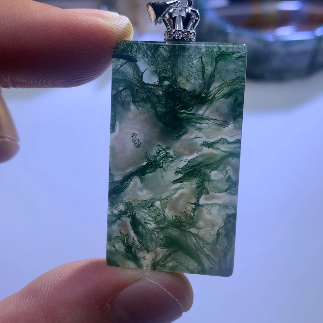 玛瑙/玉髓颈饰未镶嵌文***。