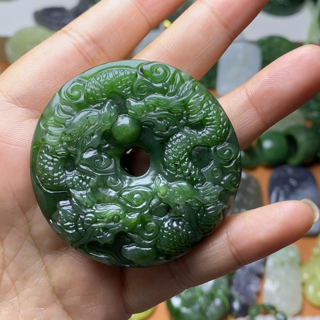 感***恩和田玉未镶嵌颈饰拍二发一总119