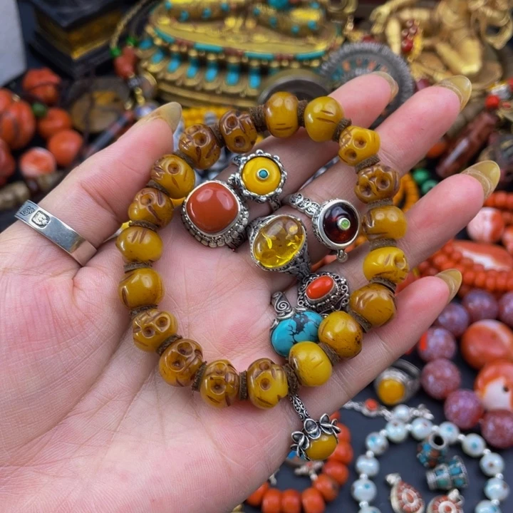 泥塑擦擦的吊坠和