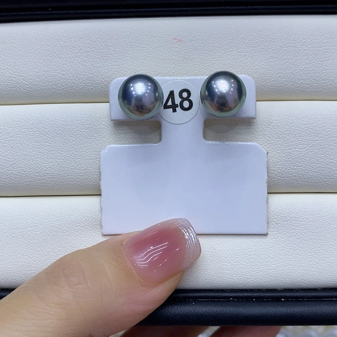 18K金镶嵌海水珍珠耳饰10到11点位