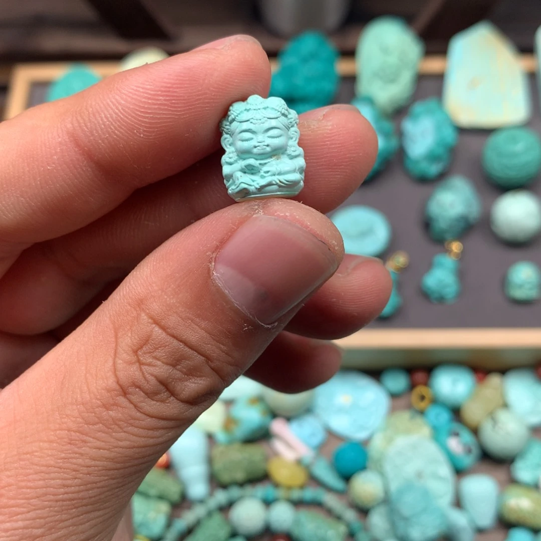 绿松石雕刻未镶嵌