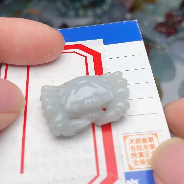 翡翠颈饰未镶嵌螃蟹 八方来财