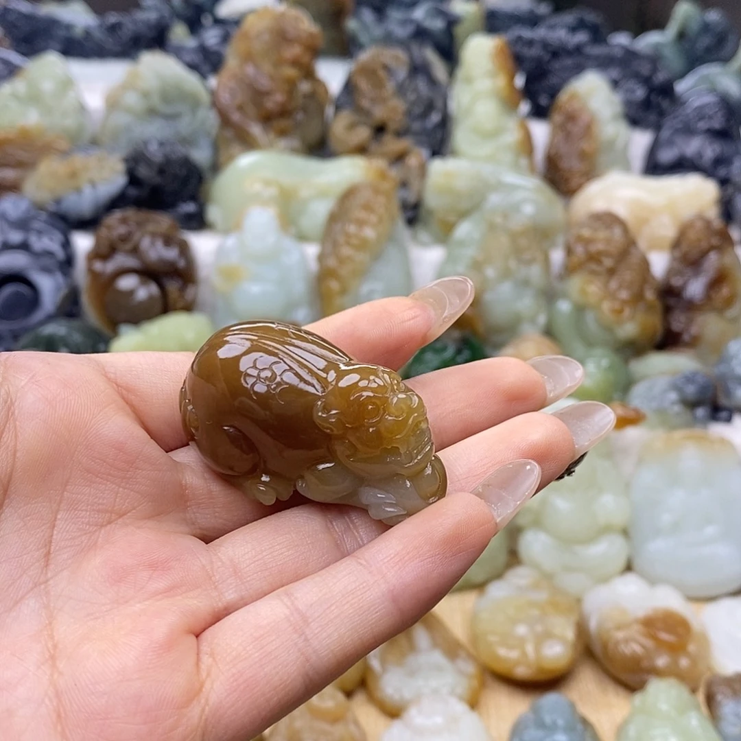 幕***者和田玉未镶嵌颈饰
