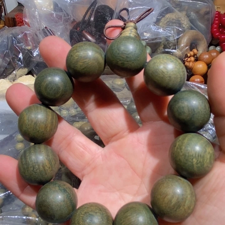 【闪购商品】木过****-绿檀手串10条装。
