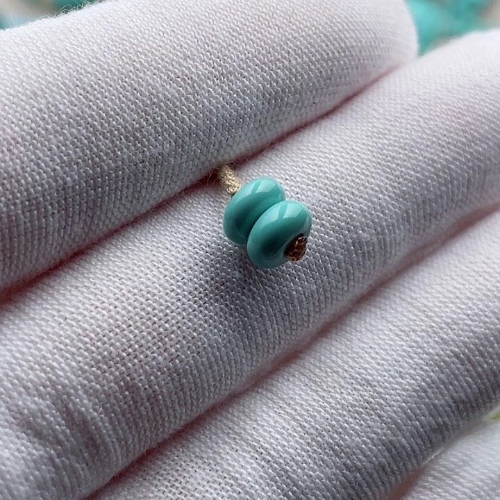绿松石配饰未镶嵌