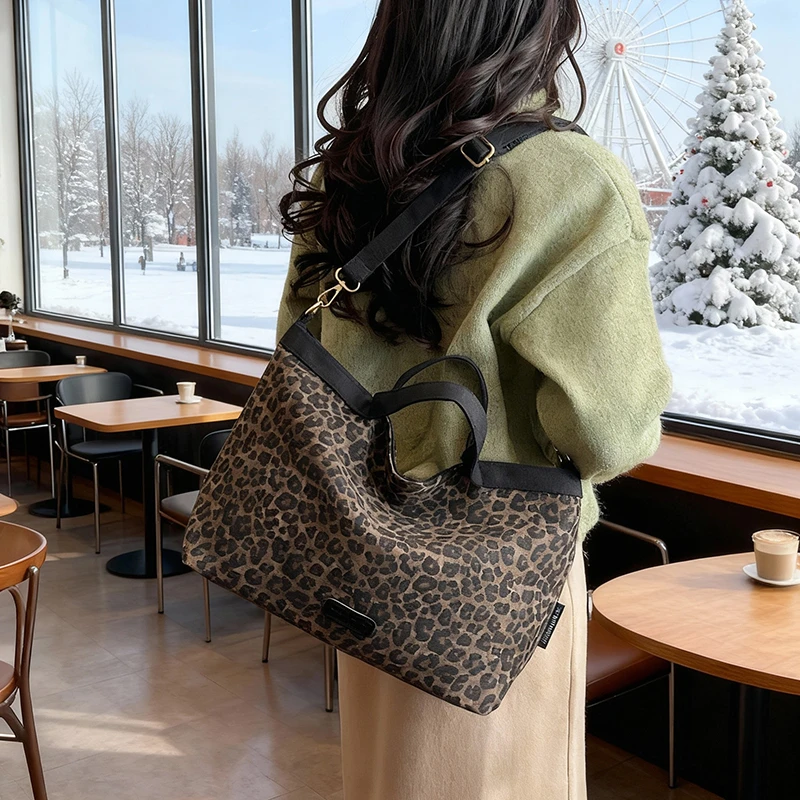 斜挎包托特包简约休闲单根复古豹纹棕色韩版托特大容量秋冬9030