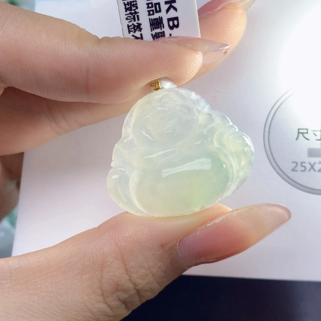 颈饰18K金镶嵌翡翠