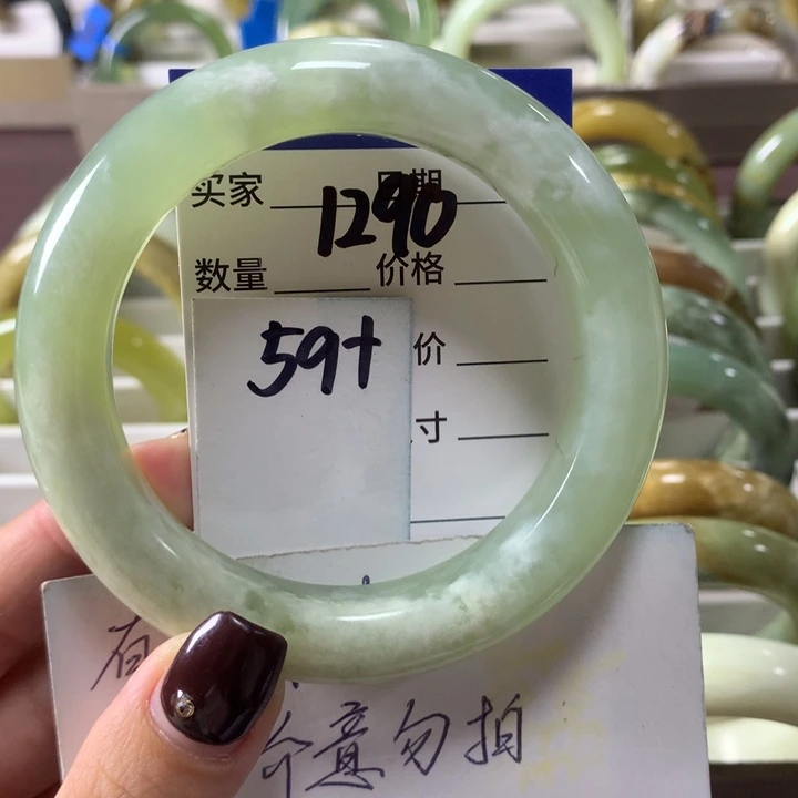 蛇纹石玉未镶嵌手镯1290