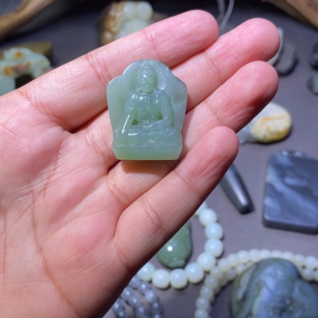 和田玉未镶嵌颈饰