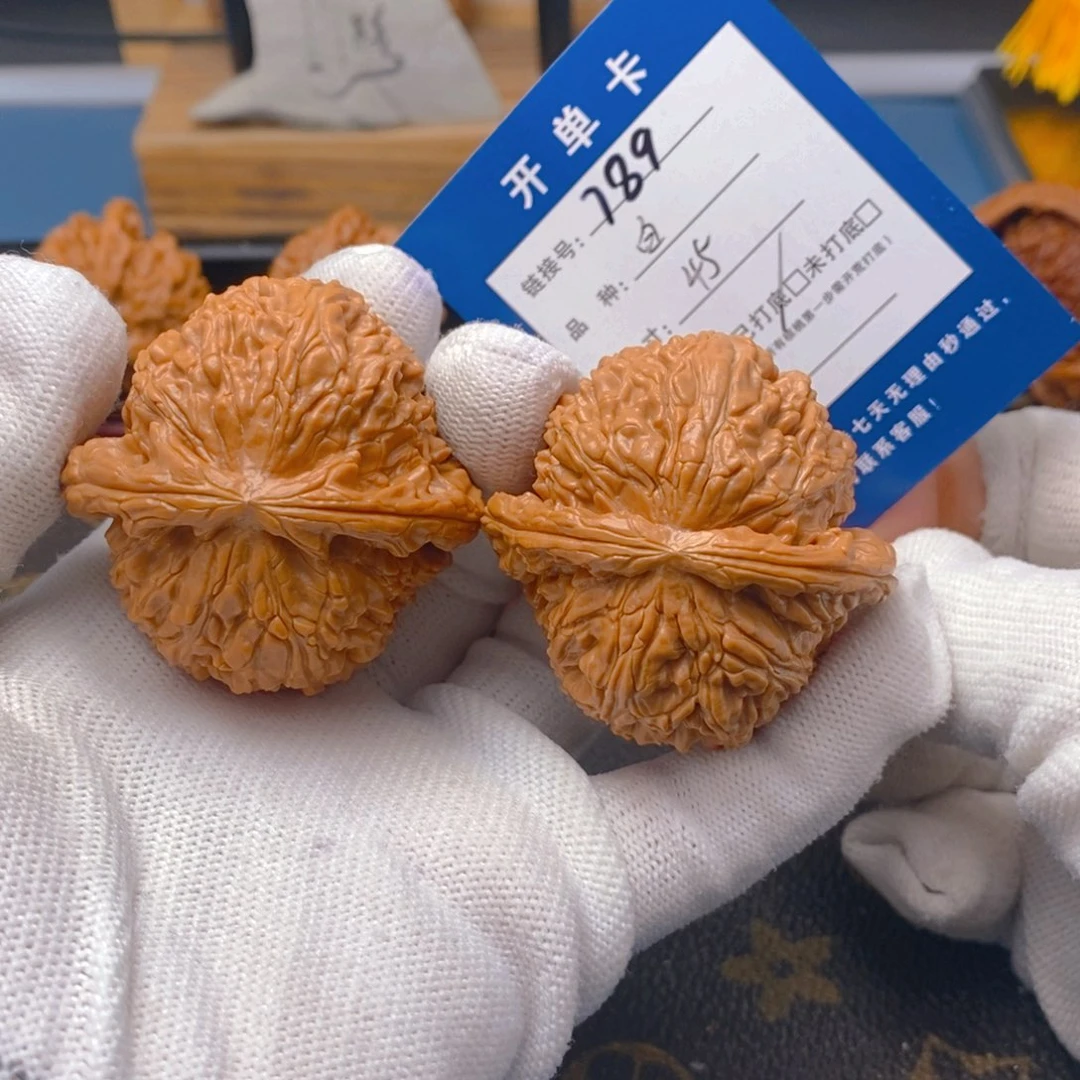 桃核吊坠文玩核桃