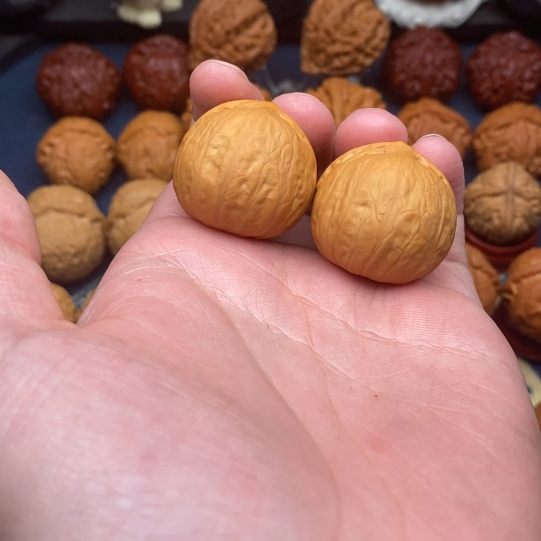 文玩核桃把件吃*陳精品小手捻