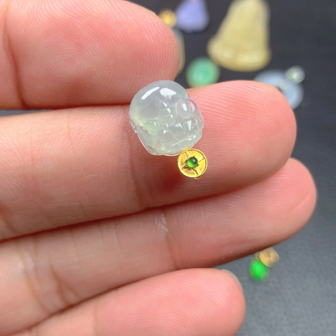 【闪购商品】颈饰18K金镶嵌翡翠翡翠