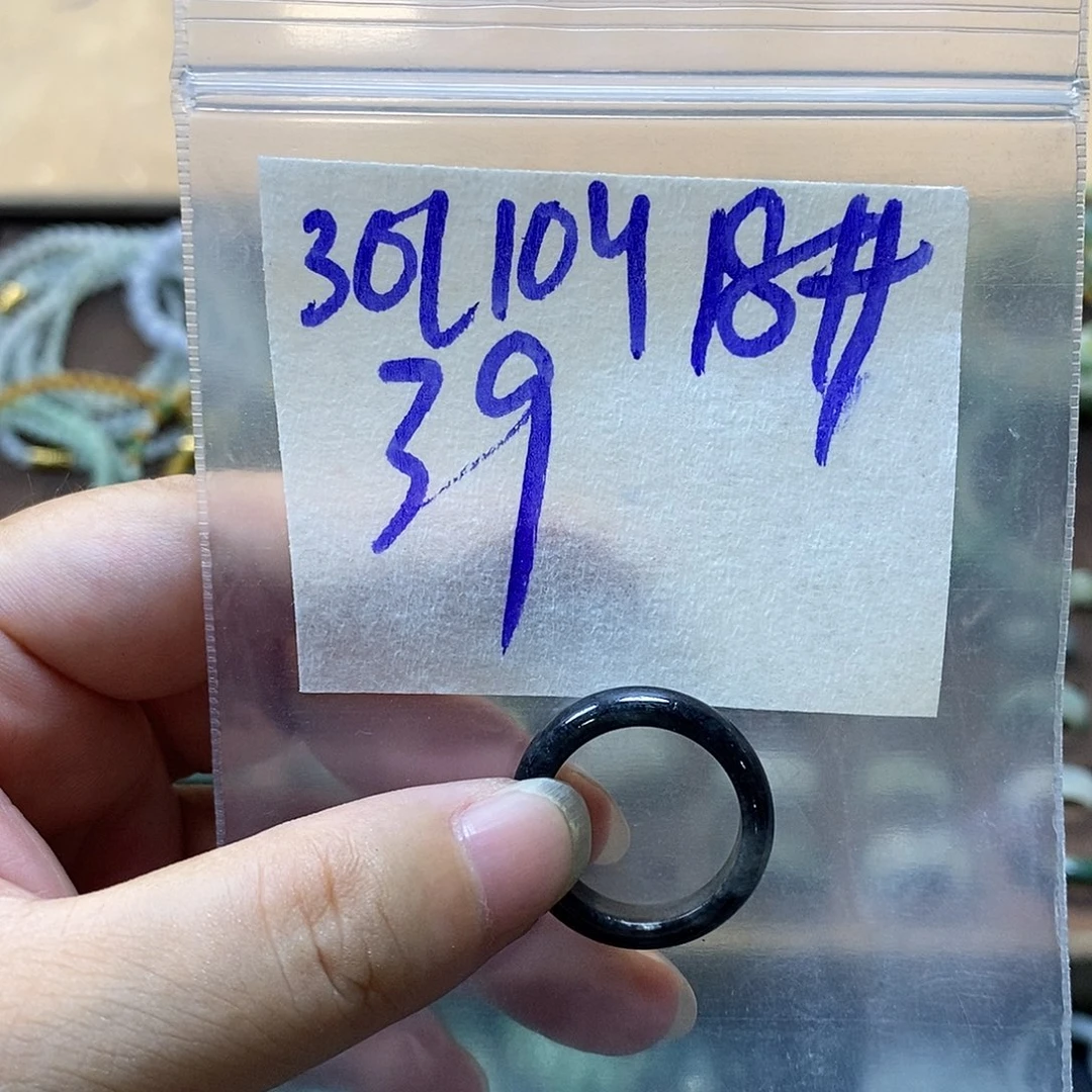 未镶嵌定制翡翠翡翠