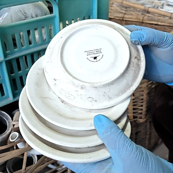 摆件陶瓷盘子碗啥都有