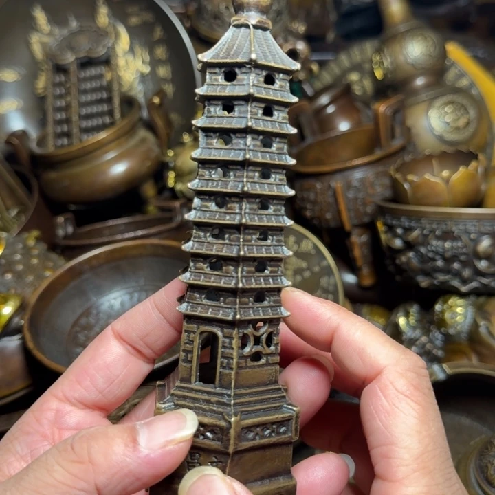 铜器摆件收收藏藏