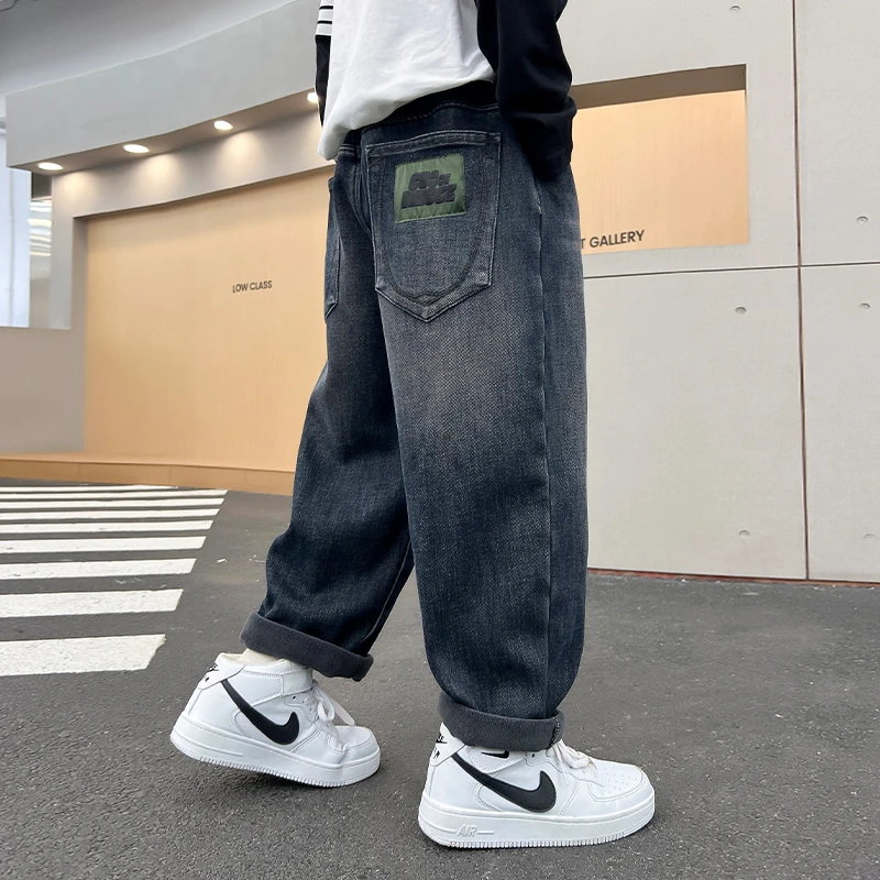 男童秋装牛仔裤子春秋款2025新款中大儿童春季痞帅炸街休闲男孩潮