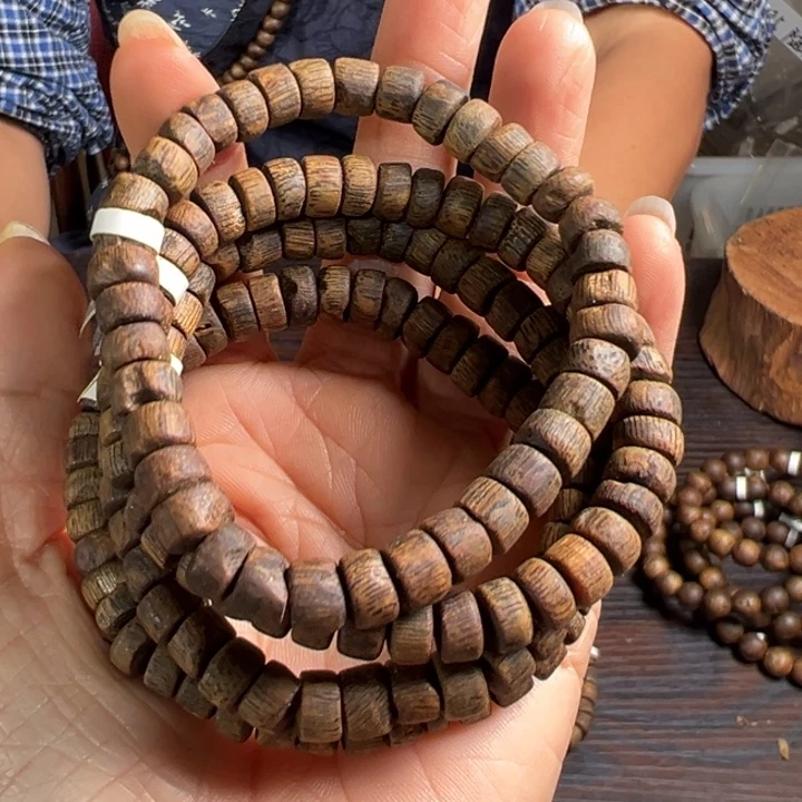 沉香手串乌身沉水7克卡8多样性发1条