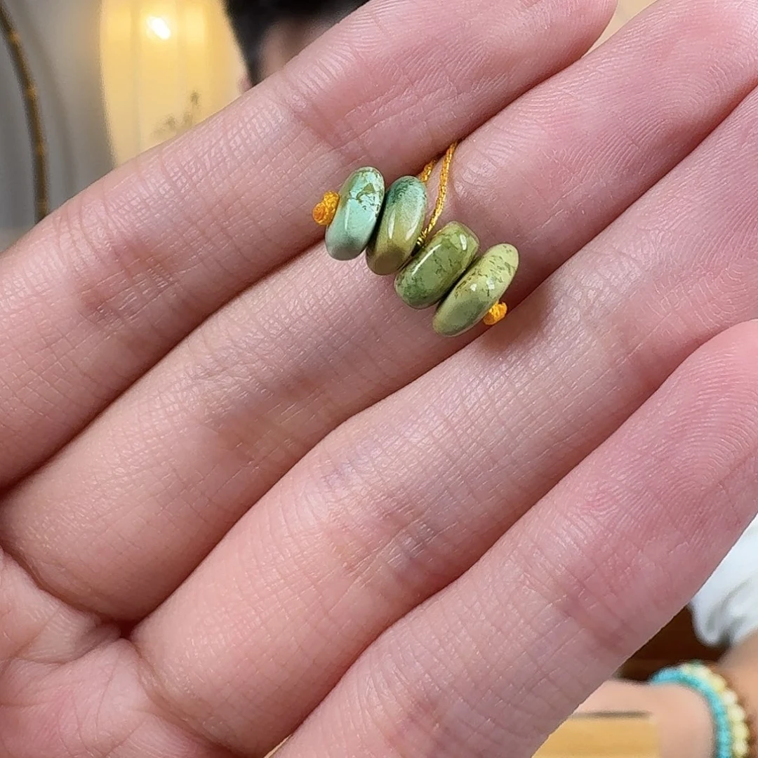 绿松石未镶嵌挂件