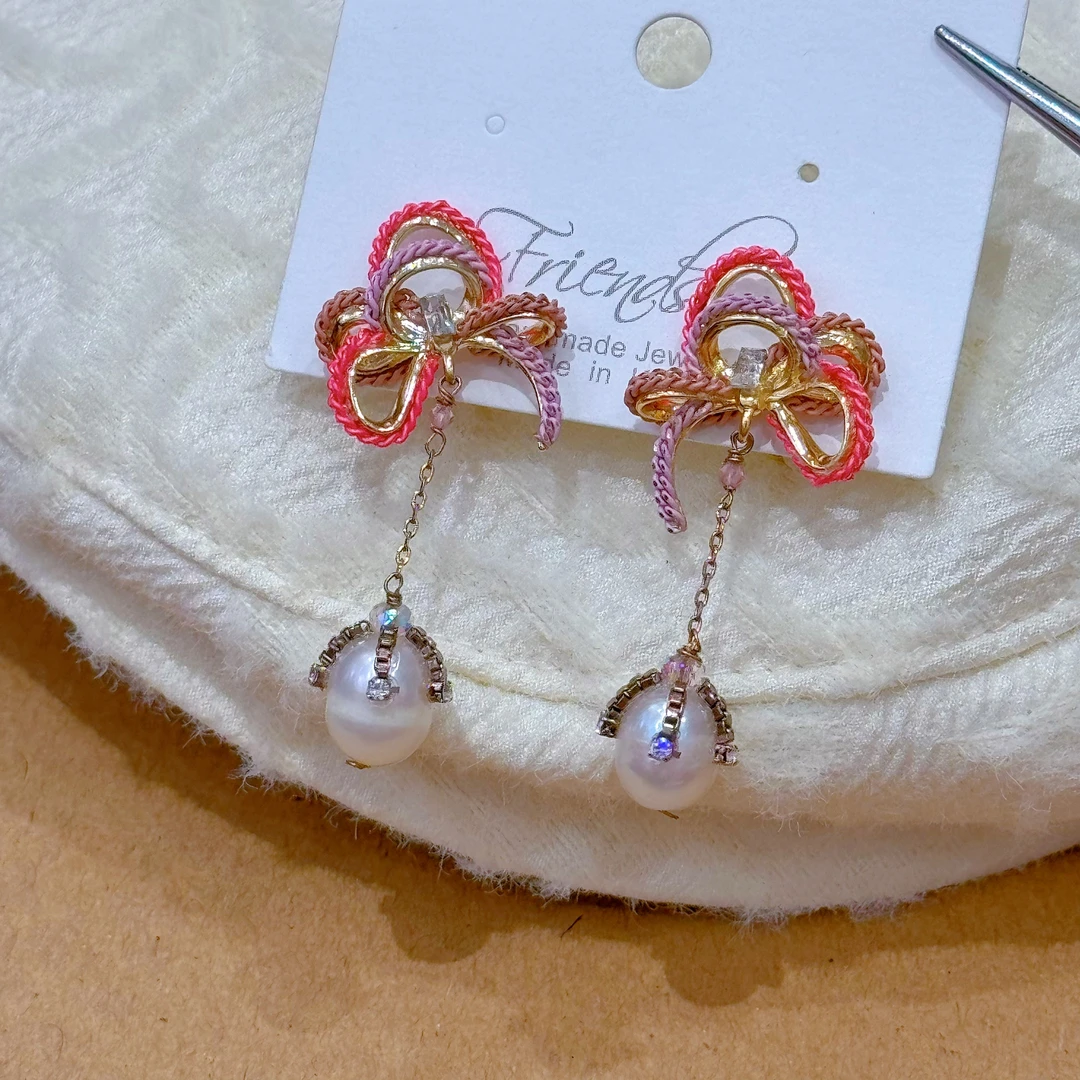 铜合金合成锆石耳饰 韩国手工轻奢超仙微镶蝴蝶结大自然珠珠耳环