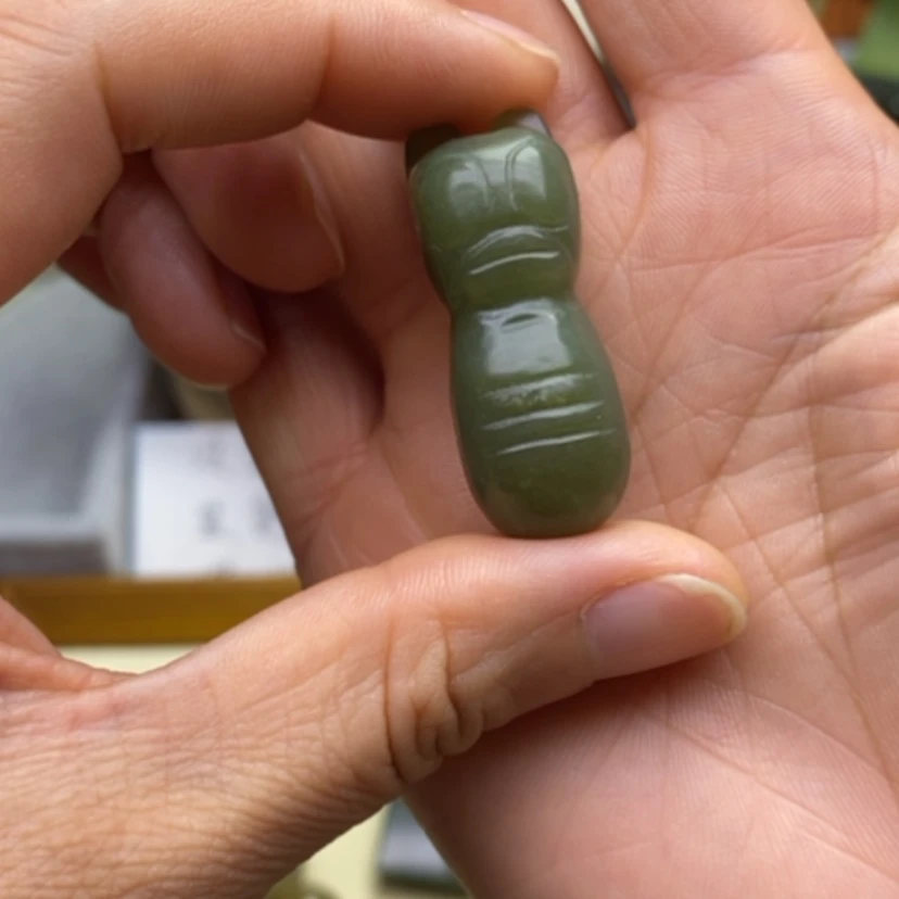 【闪购商品】未镶嵌岫岩老玉（透闪石质玉）挂件