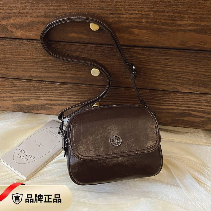 百搭新款气质斜挎包四季多隔层大容量软皮单肩包洋气复古休闲女包