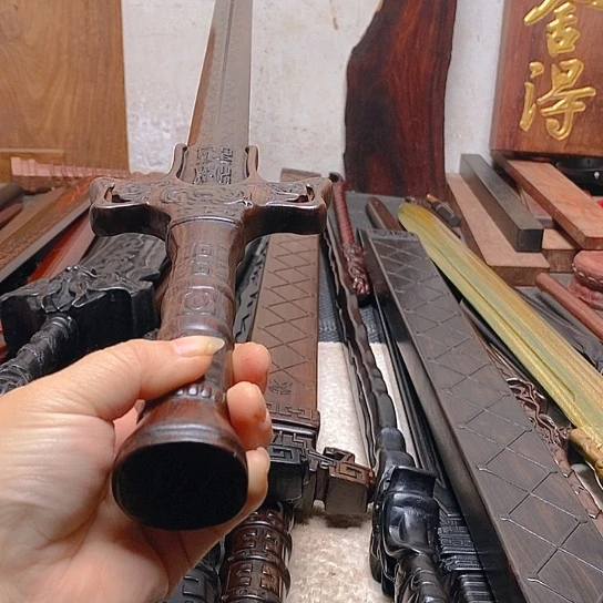 黑檀木木一米渊虹