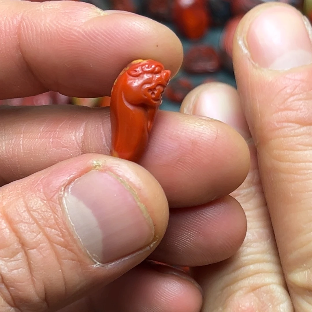 南红玛瑙未镶嵌颈饰