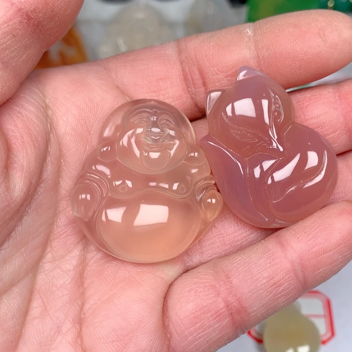 玛瑙/玉髓颈饰未镶嵌凤**天