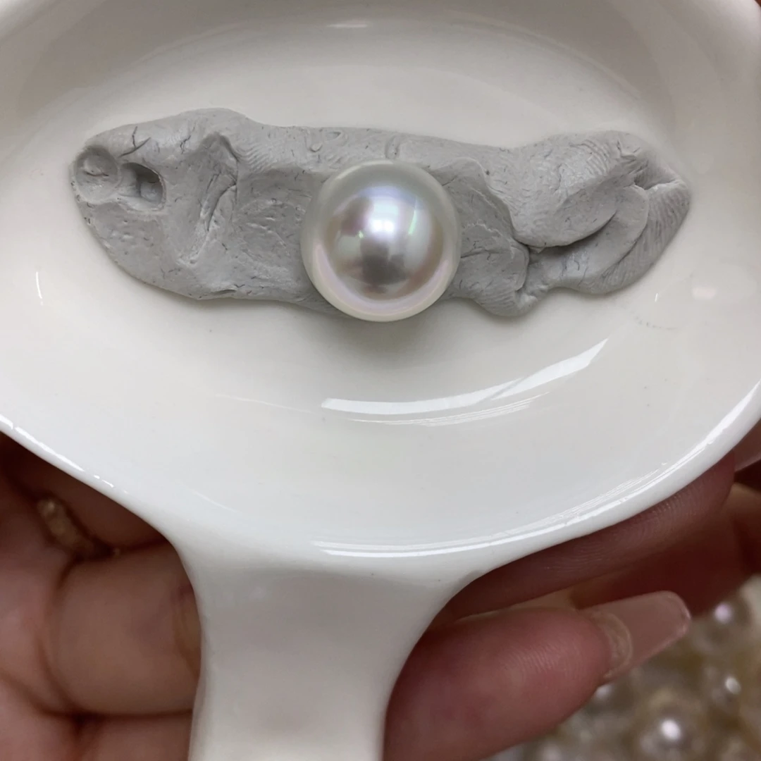 裸珠海水珍珠澳白单珠极光12.4