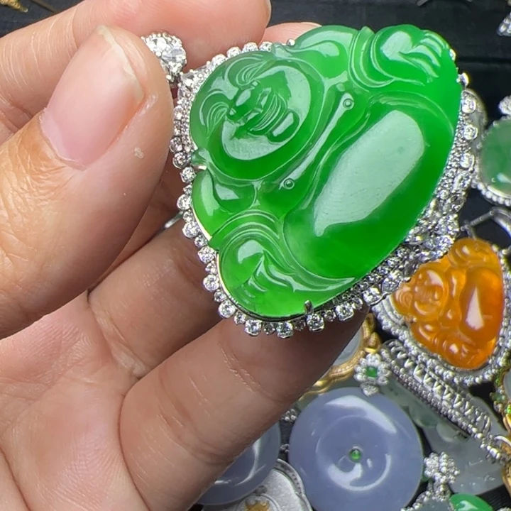 鱼***酱翡翠18K金镶嵌吊坠(不含链)