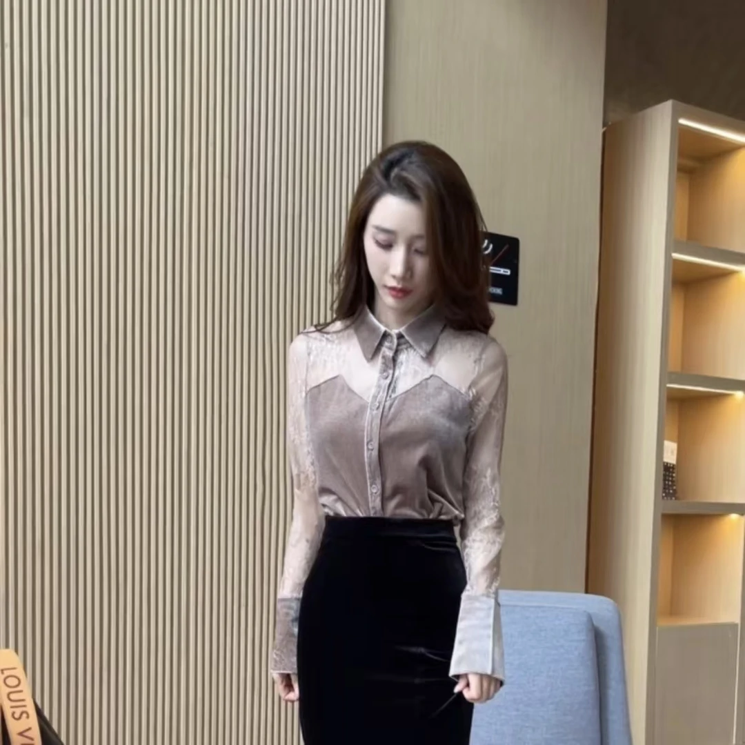 丝绒镂空蕾丝上衣-0923