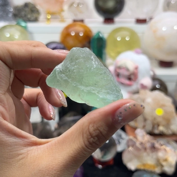 未镶嵌水晶大型摆件(非配饰)56