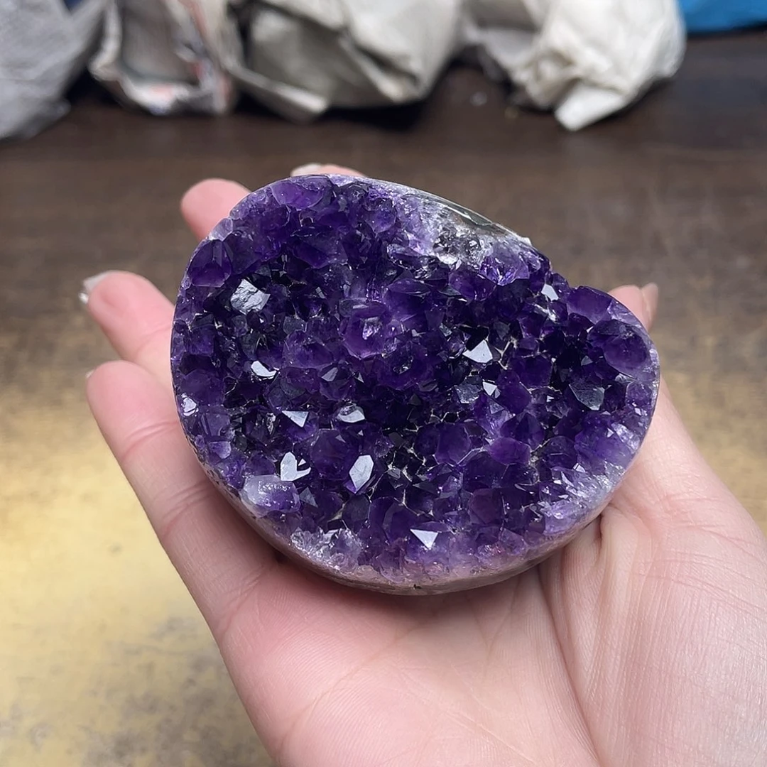 紫晶未镶嵌大型摆件（非配饰）